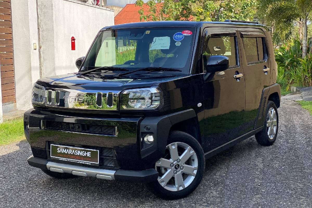 DAIHATZU TAFT G TURBO CHROME VENTURE